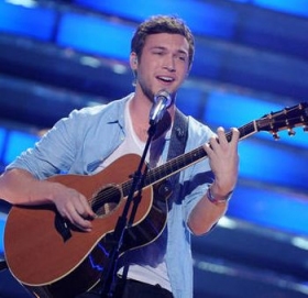 Phillip Phillips debuts new song live on radio Take Me Away