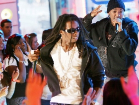 Lloyd Ft Lil Wayne 'Miss That P-ssy' new song
