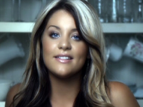 Watch Lauren Alaina's video debut 'Like My Mother Does'